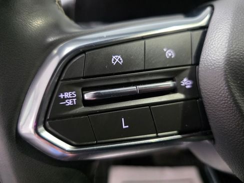 Used 2024 Chevrolet Traverse LT w/ Trailering Package AWD/4WD image 18