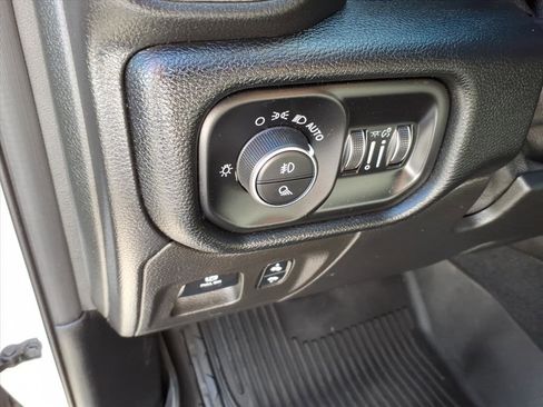 Used 2019 RAM 1500 Big Horn AWD/4WD image 27