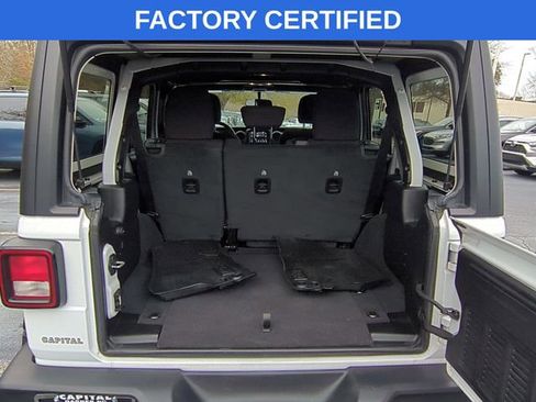 Certified 2023 Jeep Wrangler Willys image 31