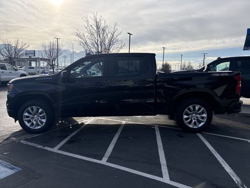 New 2025 Chevrolet Silverado 1500 Custom image 2