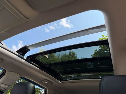 Used 2018 Cadillac XT5 Luxury AWD/4WD image 15