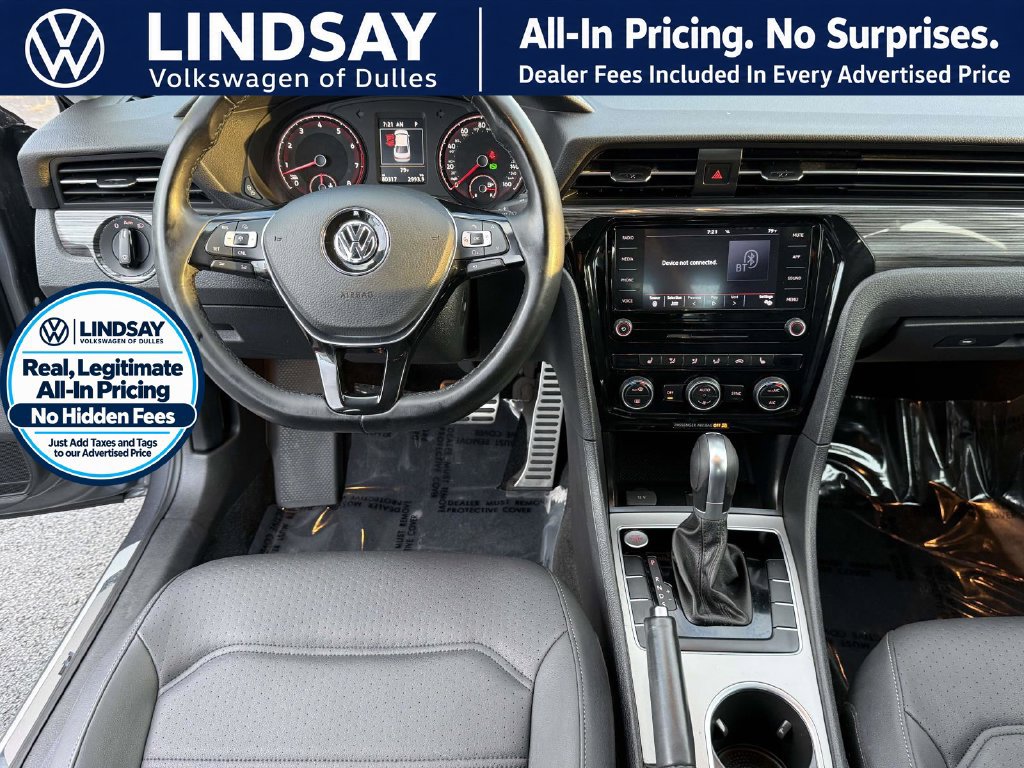 Used 2020 Volkswagen Passat 2.0T R-Line FWD image 9