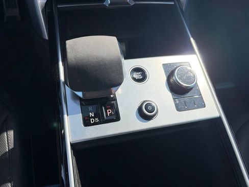 Certified 2023 Land Rover Range Rover SE AWD/4WD image 17