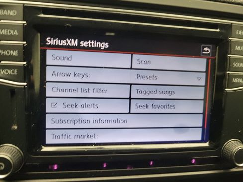 Used 2017 Volkswagen Jetta SE FWD image 25