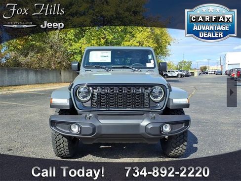 New 2025 Jeep Gladiator Willys image 2