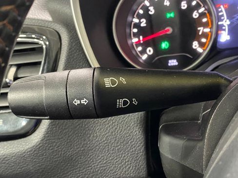 Used 2019 Jeep Compass Limited AWD/4WD image 21