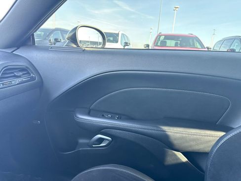 Used 2018 Dodge Challenger R/T Scat Pack image 25