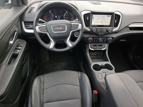 Certified 2022 GMC Terrain SLT w/ Infotainment Package II image 11
