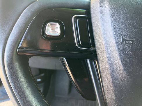 Used 2024 Lincoln Corsair Grand Touring image 17