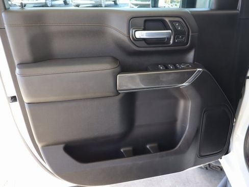 Used 2021 GMC Sierra 2500 AT4 image 19