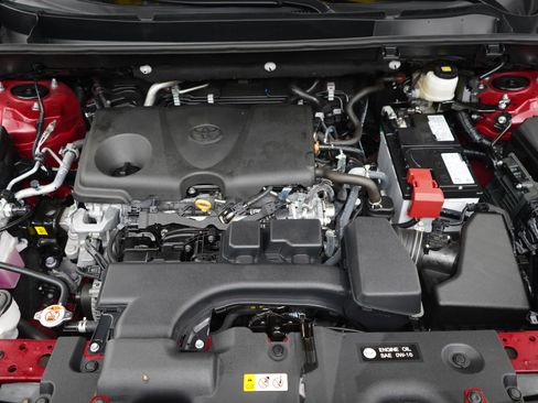 Used 2025 Toyota RAV4 XLE Premium w/ Weather Package AWD/4WD image 31