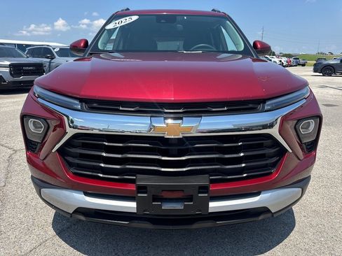 Used 2025 Chevrolet TrailBlazer LT AWD/4WD image 11