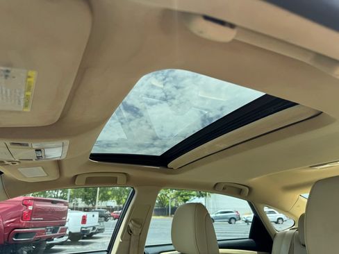 Used 2014 Toyota Avalon XLE Premium FWD image 19