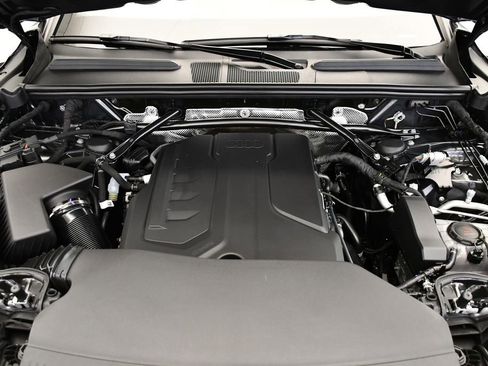 Used 2025 Audi Q5 Premium w/ Convenience Package image 11