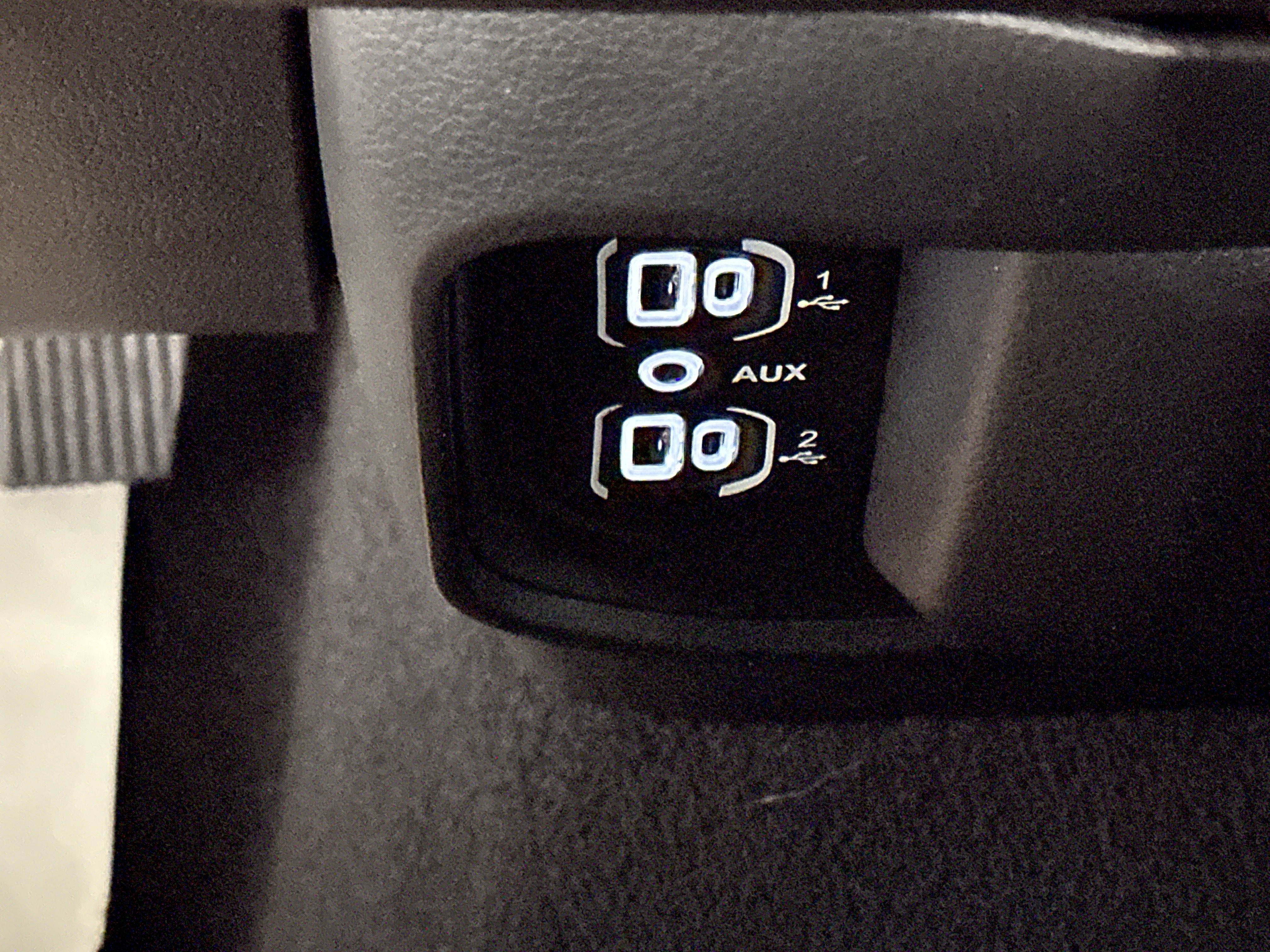 Used 2025 RAM 1500 Tradesman w/ Night Edition AWD/4WD image 39