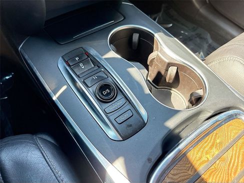 Used 2020 Acura MDX SH-AWD w/ Technology Package image 17