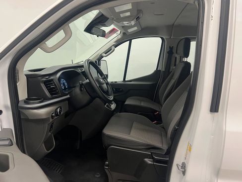 Used 2024 Ford Transit 350 XLT image 23
