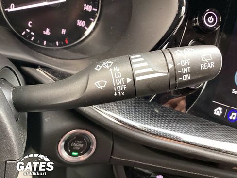 Used 2022 Buick Envision Preferred FWD image 28