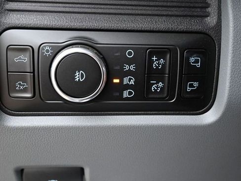 New 2025 Ford F250 XLT w/ Black Appearance Package image 59