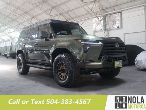 Used 2025 Lexus GX 550 w/ Cold Area Package AWD/4WD image 8
