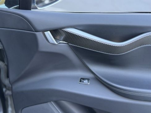 Used 2017 Tesla Model X P100D image 40