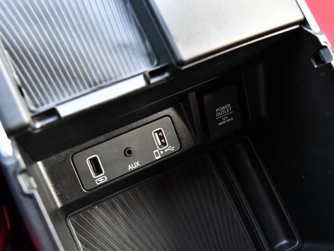 Used 2022 Acura TLX w/ Technology Package image 28