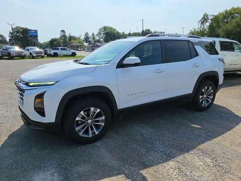 Certified 2025 Chevrolet Equinox LT w/ Convenience Package II FWD image 3