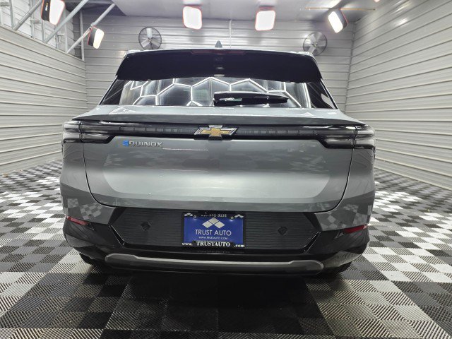 Used 2025 Chevrolet Equinox EV LT w/ Convenience Package II FWD image 7