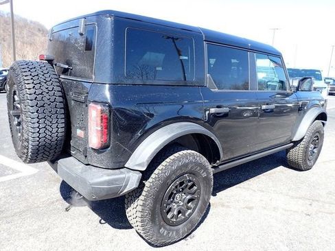 Used 2025 Ford Bronco Badlands image 6