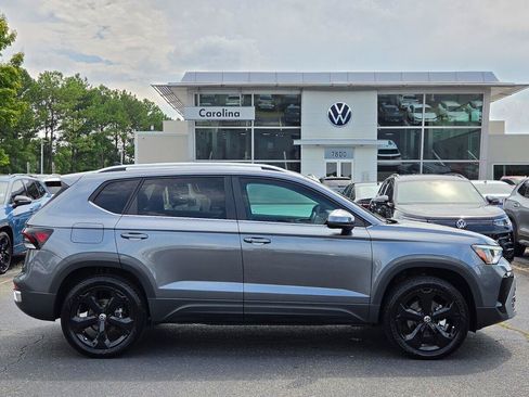 Used 2025 Volkswagen Taos SEL w/ Black Wheel Plus Package AWD/4WD image 6