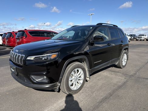Used 2022 Jeep Cherokee Latitude Lux image 3