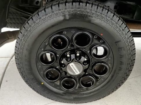 Used 2023 Ford F250 XLT w/ Black Appearance Package AWD/4WD image 81