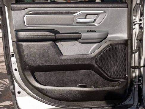 Used 2022 RAM 1500 Big Horn AWD/4WD image 13
