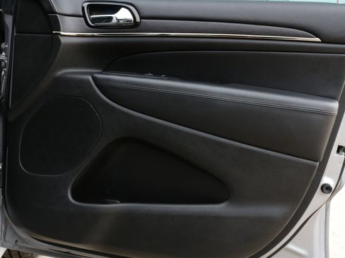 Used 2020 Jeep Grand Cherokee High Altitude image 47