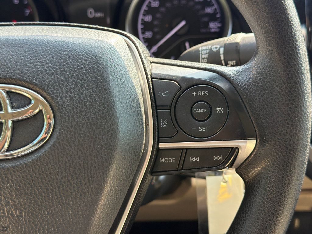 Used 2024 Toyota Camry LE FWD image 30