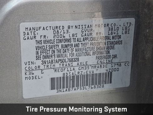 Used 2013 Nissan Sentra SR w/ Premium Pkg image 22