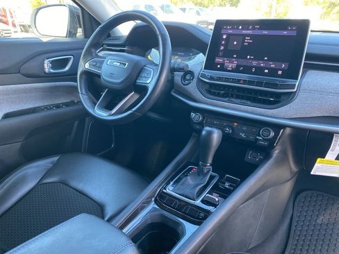 Used 2022 Jeep Compass Latitude w/ Convenience Group image 7