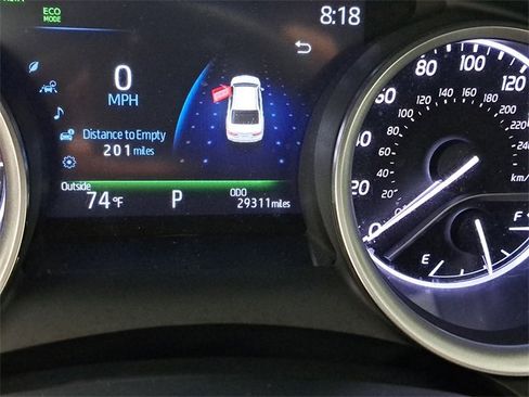 Used 2023 Toyota Camry XLE image 2