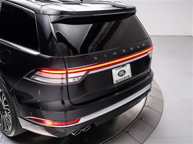 Used 2023 Lincoln Aviator Black Label w/ Dynamic Handling Package AWD/4WD image 37