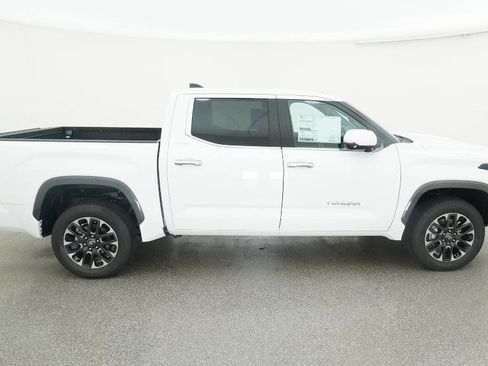 New 2026 Toyota Tundra Limited AWD/4WD image 14
