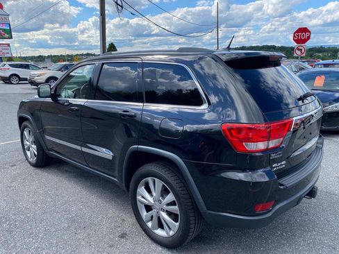 Used 2013 Jeep Grand Cherokee Laredo AWD/4WD image 7