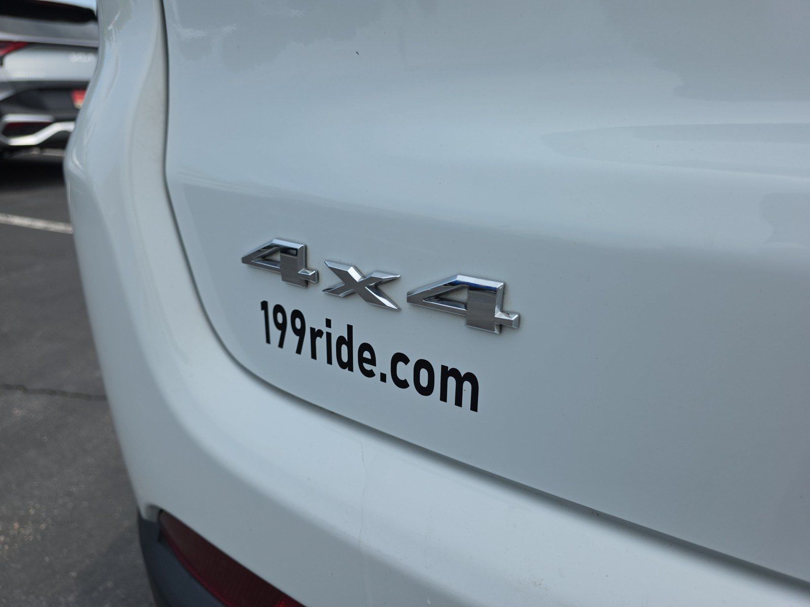 Used 2024 Jeep Compass Latitude AWD/4WD image 9