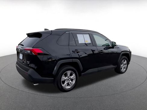 Used 2025 Toyota RAV4 XLE image 15