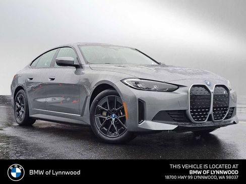 Used 2023 BMW i4 eDrive35 image 1