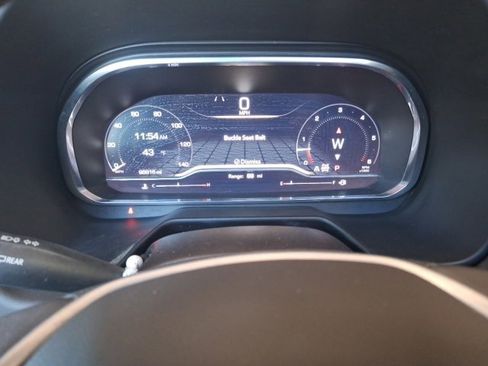 Used 2022 GMC Yukon XL SLT w/ SLT Premium Package image 21