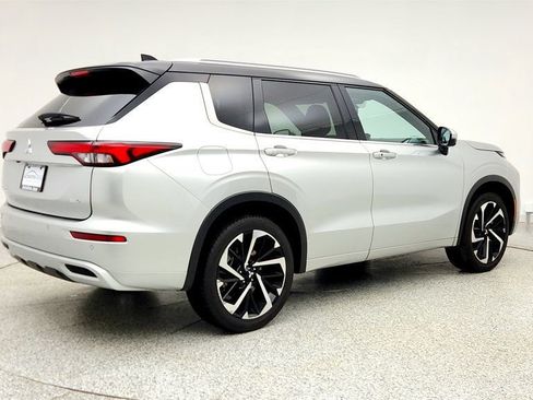 Used 2024 Mitsubishi Outlander SEL image 5