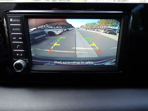 Used 2025 Nissan Kicks S FWD image 16