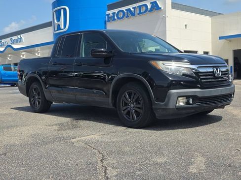 Used 2017 Honda Ridgeline Sport image 3