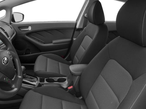 Used 2017 Kia Forte LX FWD image 83
