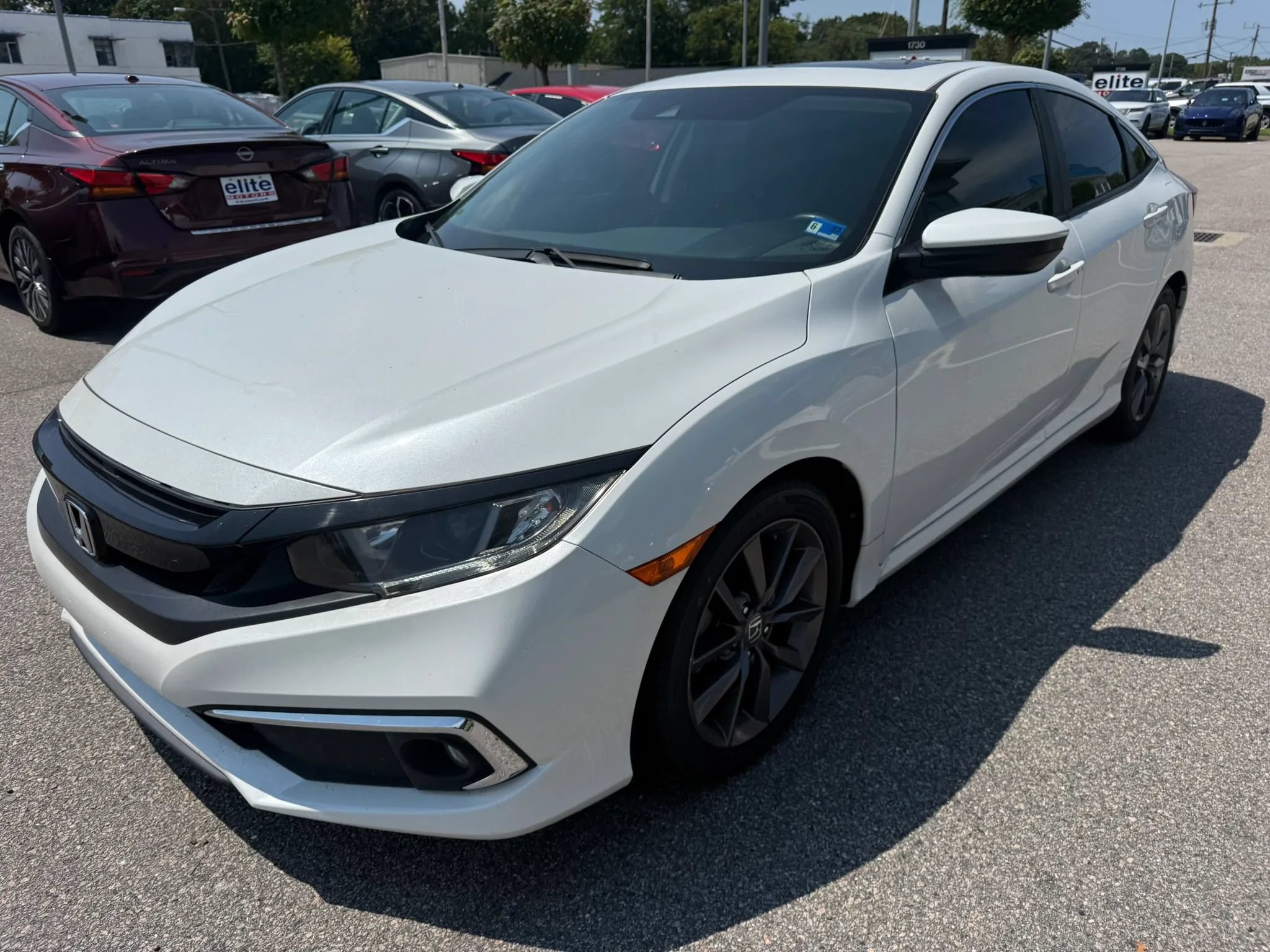 Used 2020 Honda Civic EX-L image 3